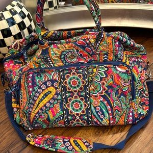 VERA BRADLEY weekender bag